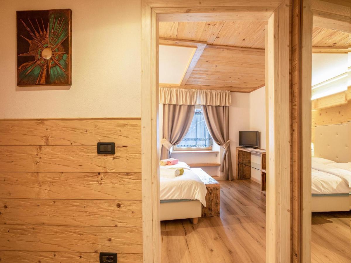 Chalet Osmar Appartamento 1 Campitello di Fassa Exteriör bild