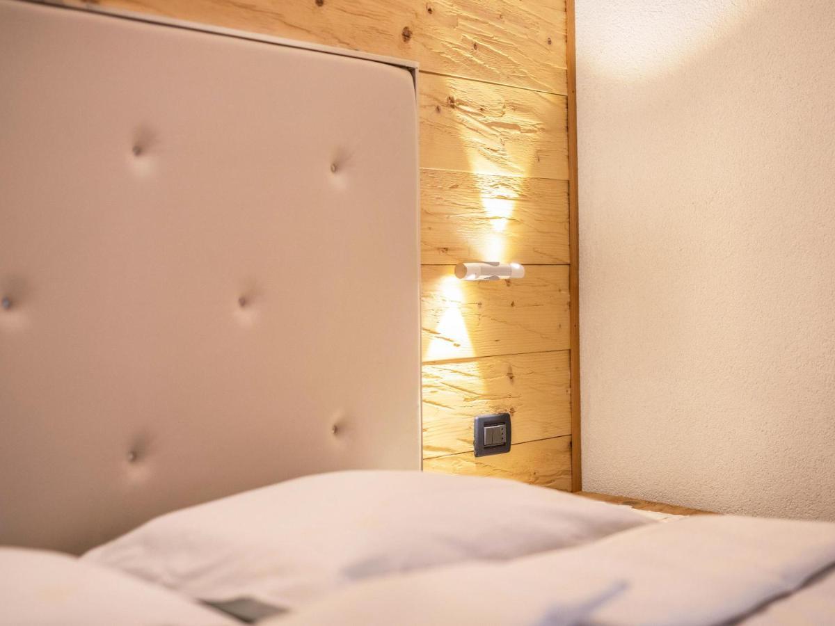 Chalet Osmar Appartamento 1 Campitello di Fassa Exteriör bild