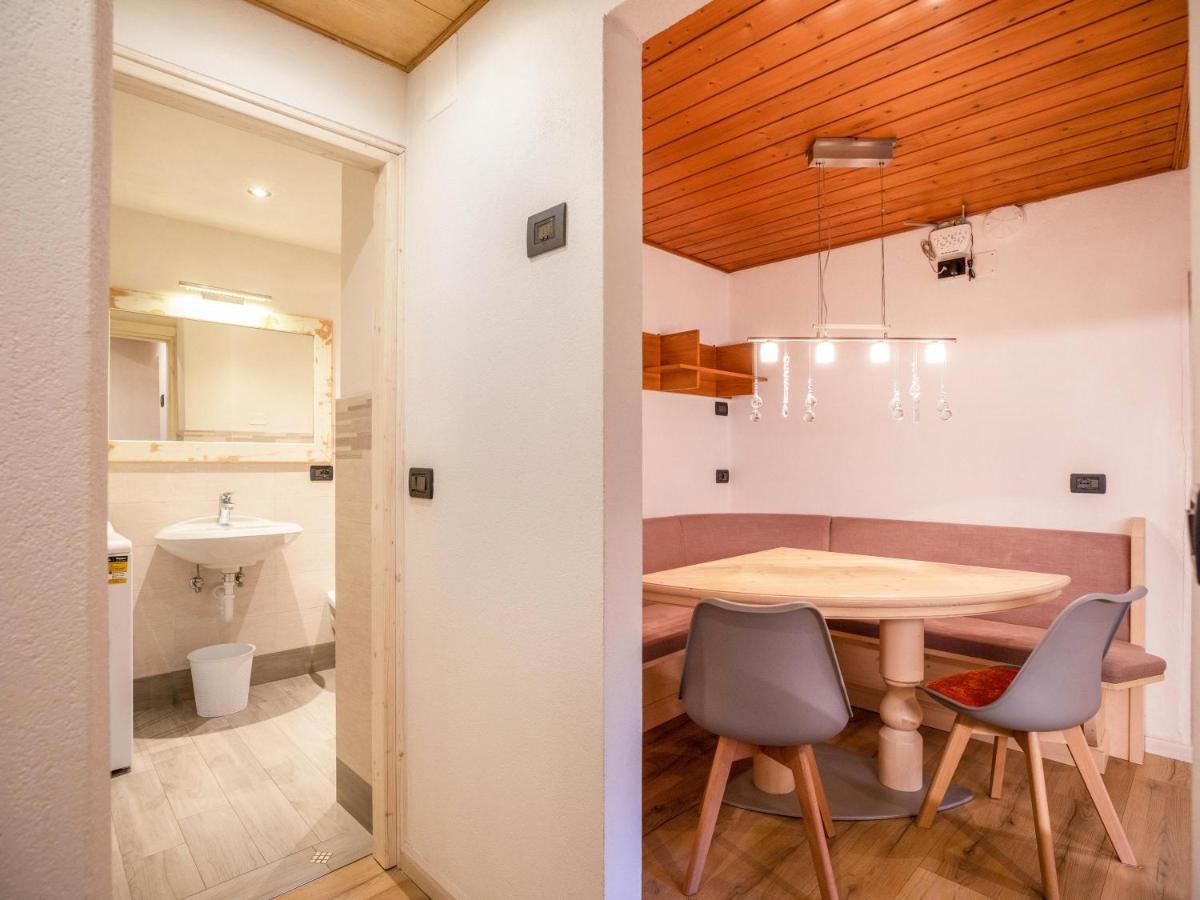 Chalet Osmar Appartamento 1 Campitello di Fassa Exteriör bild